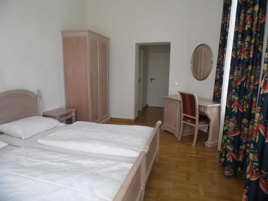 Augustenhof Bad Elster Kamer foto